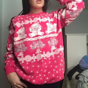 🎄NEW YEARS SALE!🎄 Vintage Pink Bear Sweatshirt